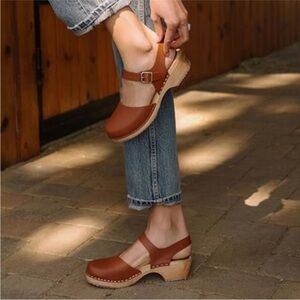 MIA Clogs
